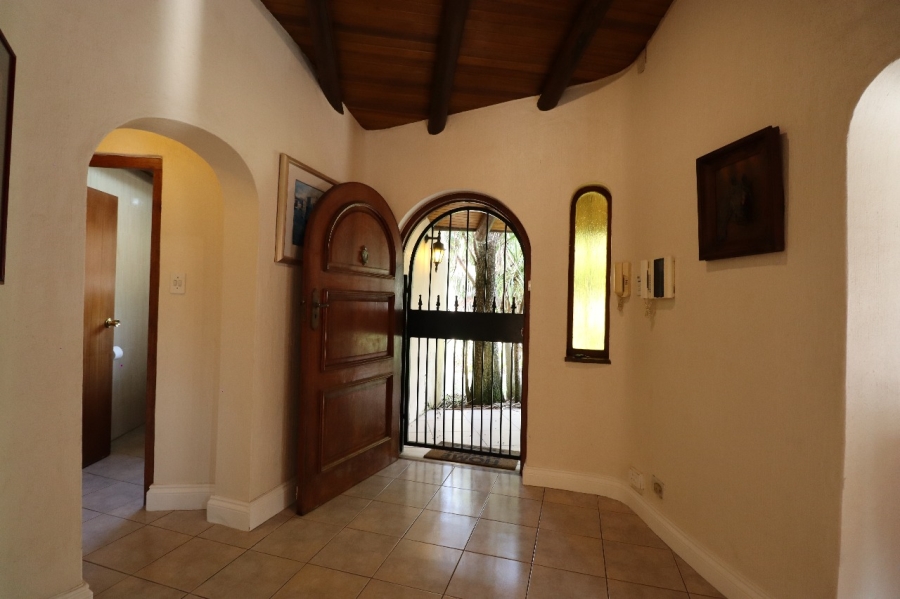 4 Bedroom Property for Sale in Summerstrand Eastern Cape